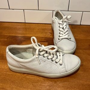 Ecco Soft 7 white on white leather sneakers